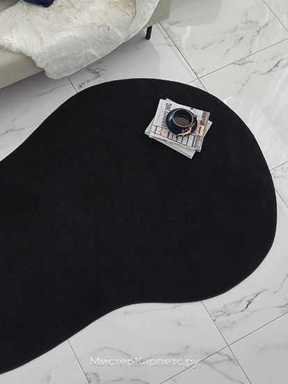 Черный ковер необычной формы с коротким ворсом Butterfly