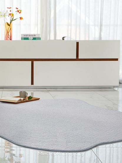 Серый ковер необычной формы Butterfly