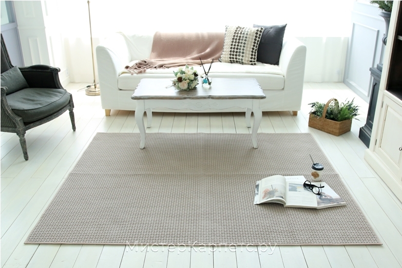 Безворсовый бежевый ковер Waff