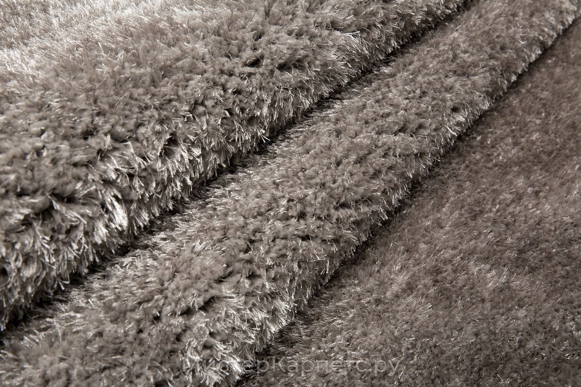 Серый ковер с длинным ворсом Puffy