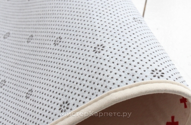 Красный коврик с рисунком сердца Heart