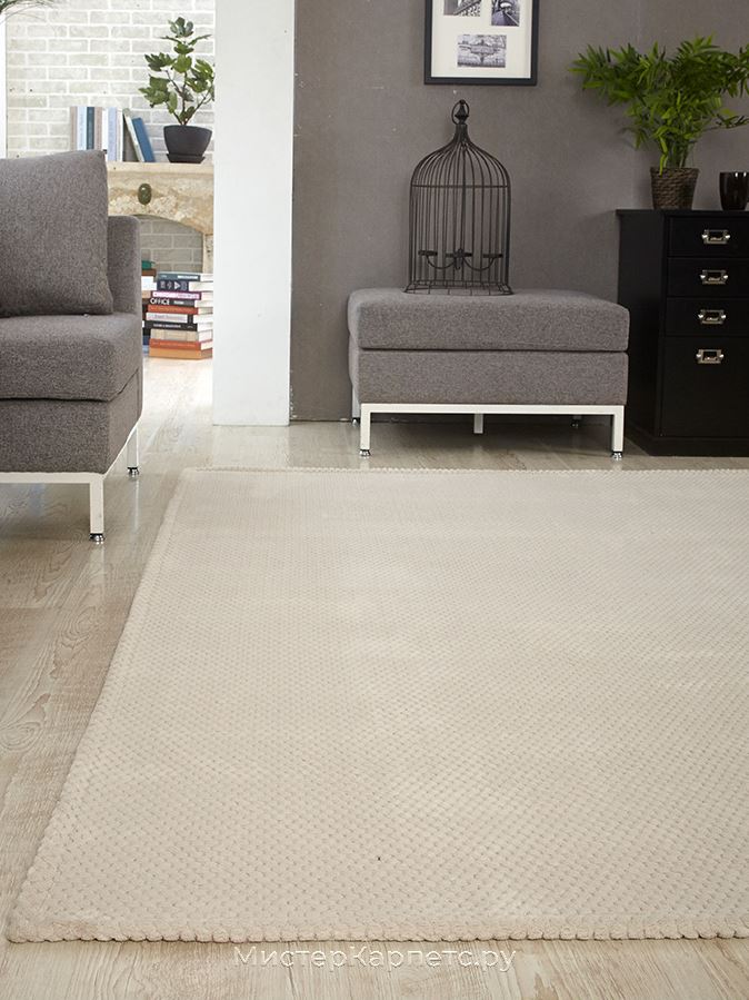 Рельефный светло-бежевый ковер Bolan