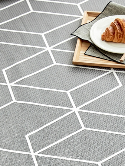 Серый геометрический ковер Nordic Cube