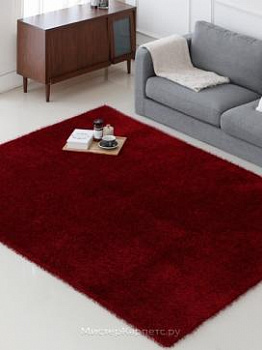 Красный ворсовый ковер Lordliness
