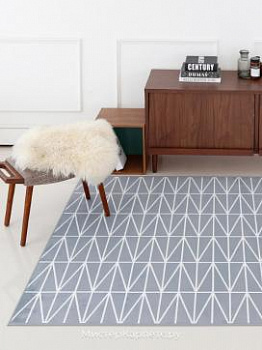 Серый ковер с геометрическим рисунком Mariline