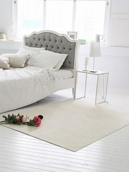 Однотонный ковер Charmant, слоновая кость