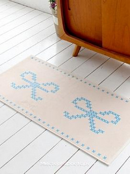 Голубой коврик с рисунком Ribbon