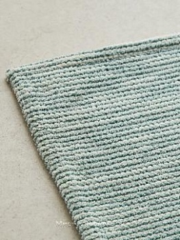 Зеленый ковер креповый крутки с коротким ворсом Crepe