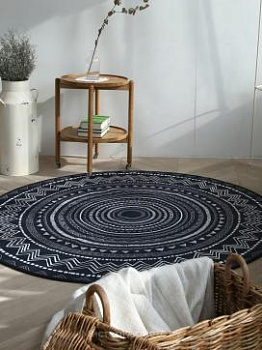 Круглый черный ковер с орнаментом Absolute