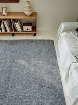 Черный ковер с коротким двухцветным ворсом Blanch