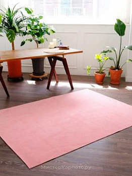 Розовый ковер коротковорсовый Solid