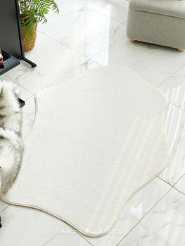 Фигурный ковер цвета слоновая кость Butterfly