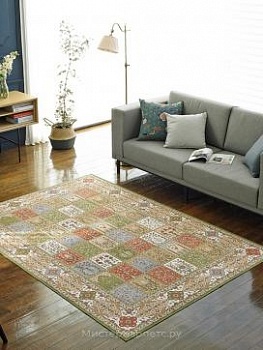 Ковер с коротким ворсом и восточным орнаментом Tapis