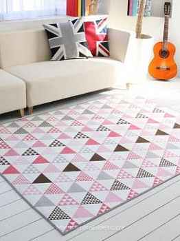 Розовый ковер с рисунком Granny