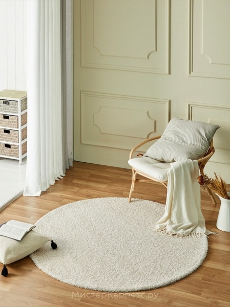 Светло-бежевый круглый ковер с коротким ворсом Silex
