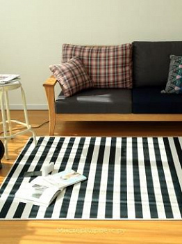 Ковер в черную полоску Strike