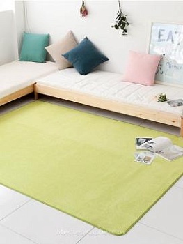 Зеленый ковер Coomi с коротким ворсом