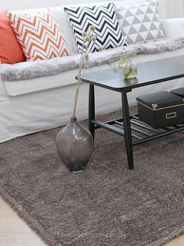 Коричневый длинноворсный ковер Harmony