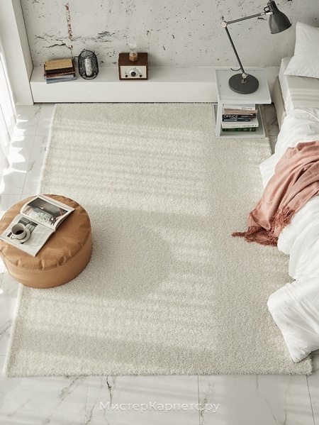 Кремовый ковер с коротким ворсом Silex