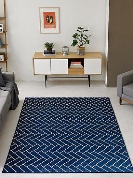 Темно-синий ковер с рисунком Bellatrix