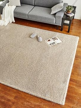 Бежевый ковер с длинным ворсом Comtesa