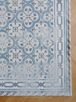 Голубой винтажный ковер с орнаментом Skyenic