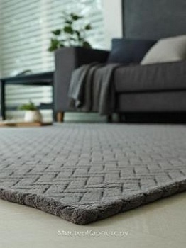 Темно-серый ковер с коротким ворсом Breeze