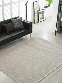 Рельефный бежевый ковер с ворсом Mound