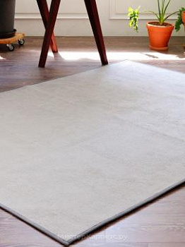 Серый ковер с коротким ворсом Solid