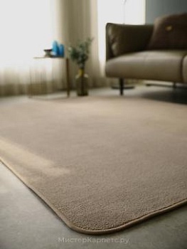 Коричневый коротковорсный ковер Safe