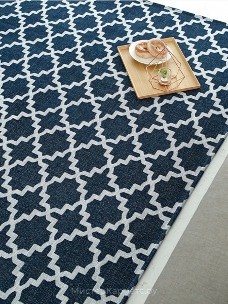 Ковер без ворса с узором Plaka, темно-синий