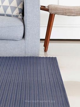 Синий рельефный ковер с коротким ворсом Match