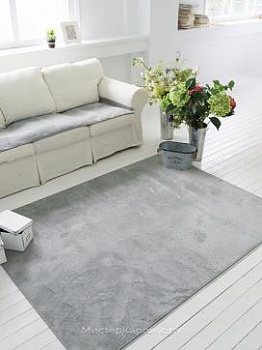 Серый коротковорсный ковер Charmant