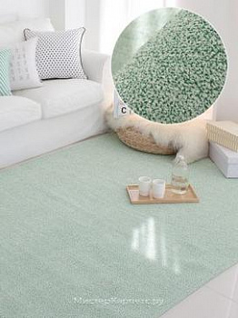 Зеленый ворсистый ковер SdR