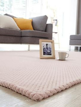 Розовый рельефный ковер Bolan