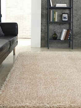 Бежевый ковер с длинным ворсом Baron