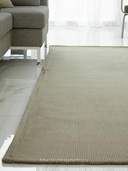 Коричневый ковер с коротким ворсом Grain