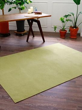 Оливково-зеленый ковер с коротким ворсом Solid