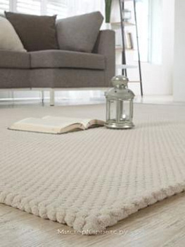 Рельефный светло-бежевый ковер Bolan